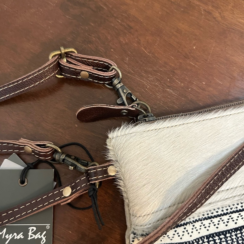 Myra Bag Handmade Boho Western Crossbody Bag Purse Cowhide Leather NEW - Picture 3 of 11